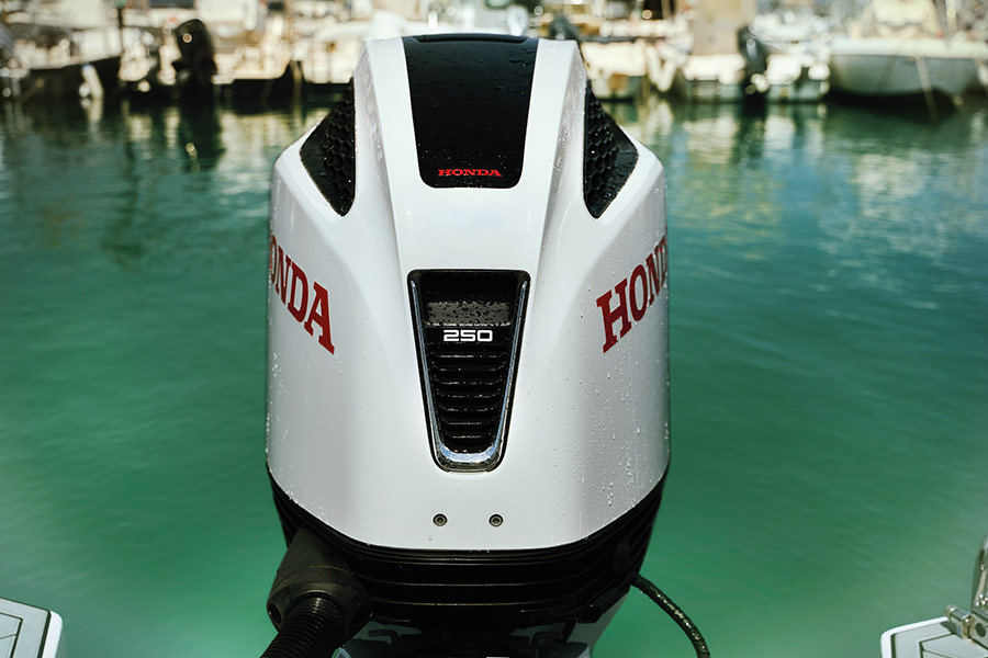Silnik zaburtowy Honda BF 250