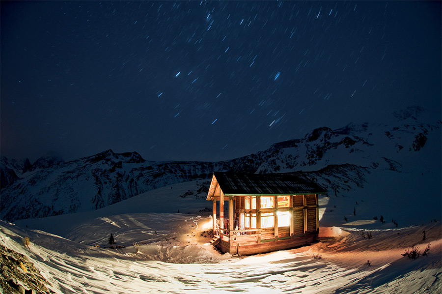 Prąd bez przerw – agregaty prądotwórcze z automatyką połączoną z siecią energetyczną